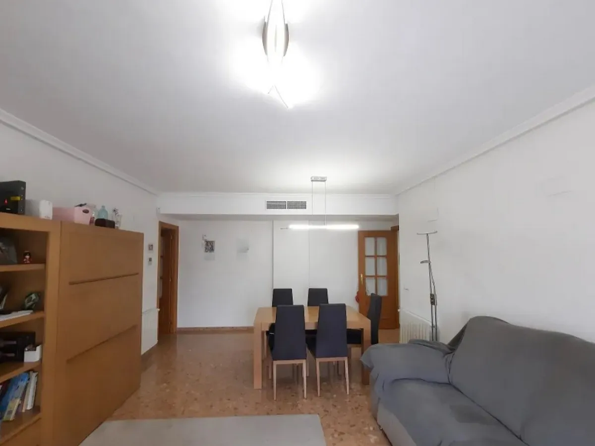 Fully Furnished 2-Bedroom Apartment in Rome